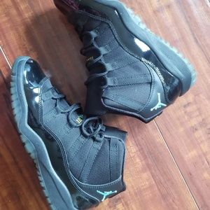 Nike Jordan 11 "Gamma Blue" Retro Boys Size 3